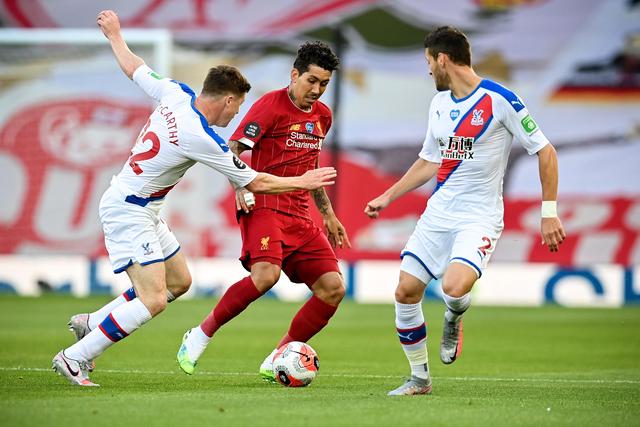 东契奇45+11+13库里空砍26+10 独行侠力克勇士