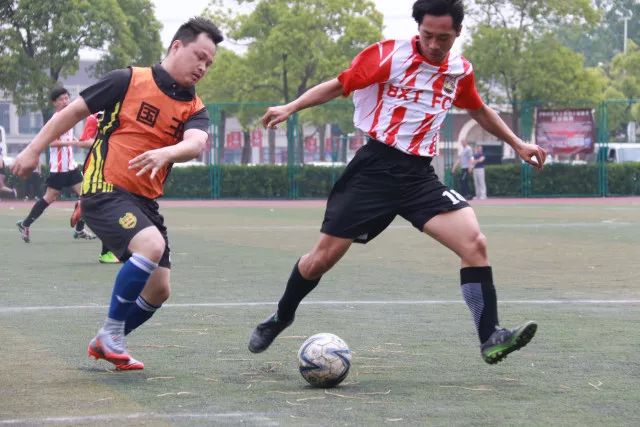 徐虎22+8广东惨败上海 郭昊文31分同曦胜江苏