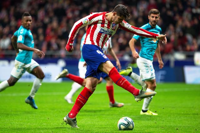 莱万：12年我跟弗格森说想加盟曼联